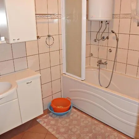 Pine Diver Апартаменты Пинезичи